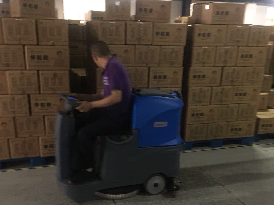 駕駛式麻豆强奸电影大全工廠清潔